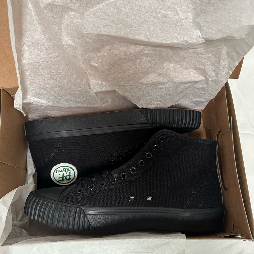 PF flyers brand new size 11